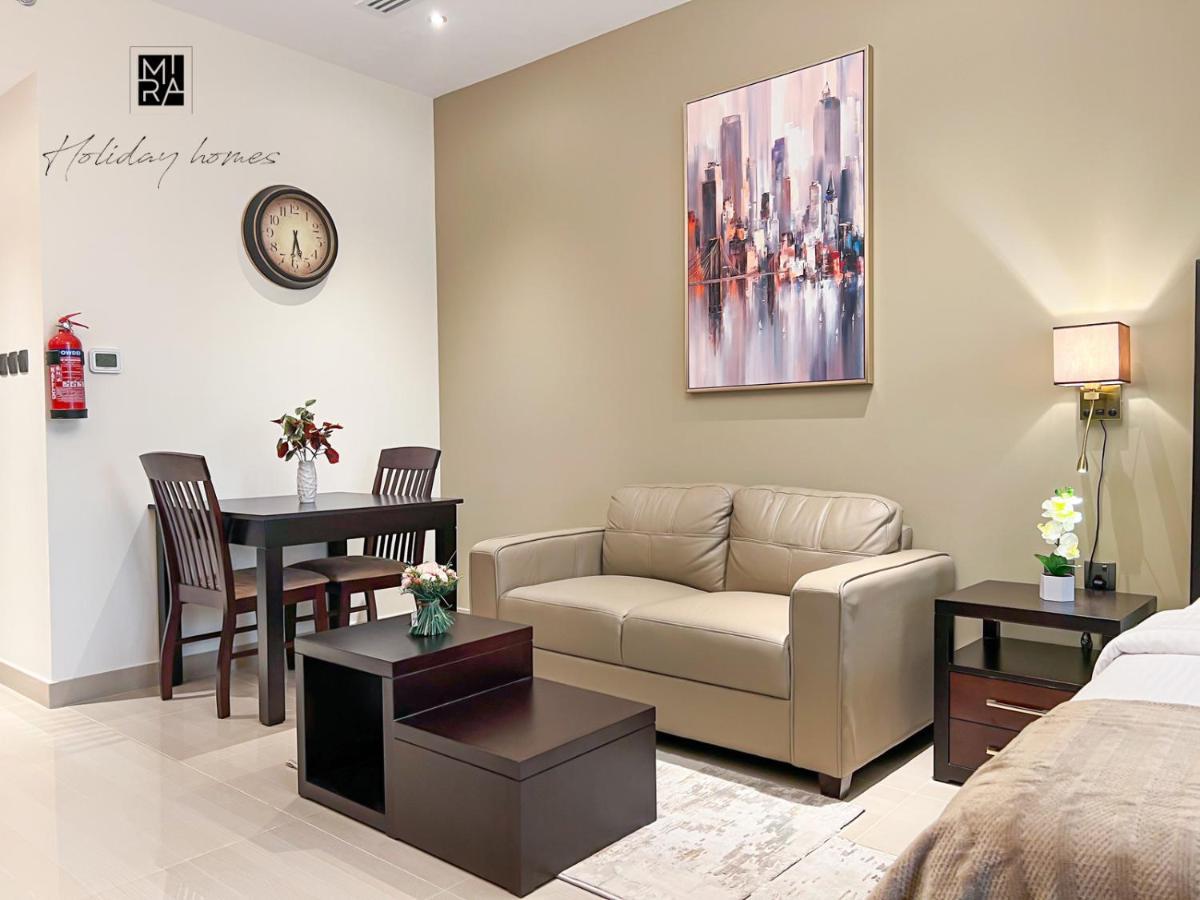 Mira Holiday Homes - Newly Furnished Studio In Downtown 迪拜 外观 照片